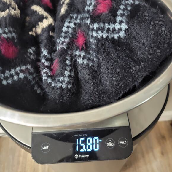 Arizona Jean Co Fuzzy Fair Isle Cropped Sweater Black Pink Cozy Winter Knit - Picture 9 of 9